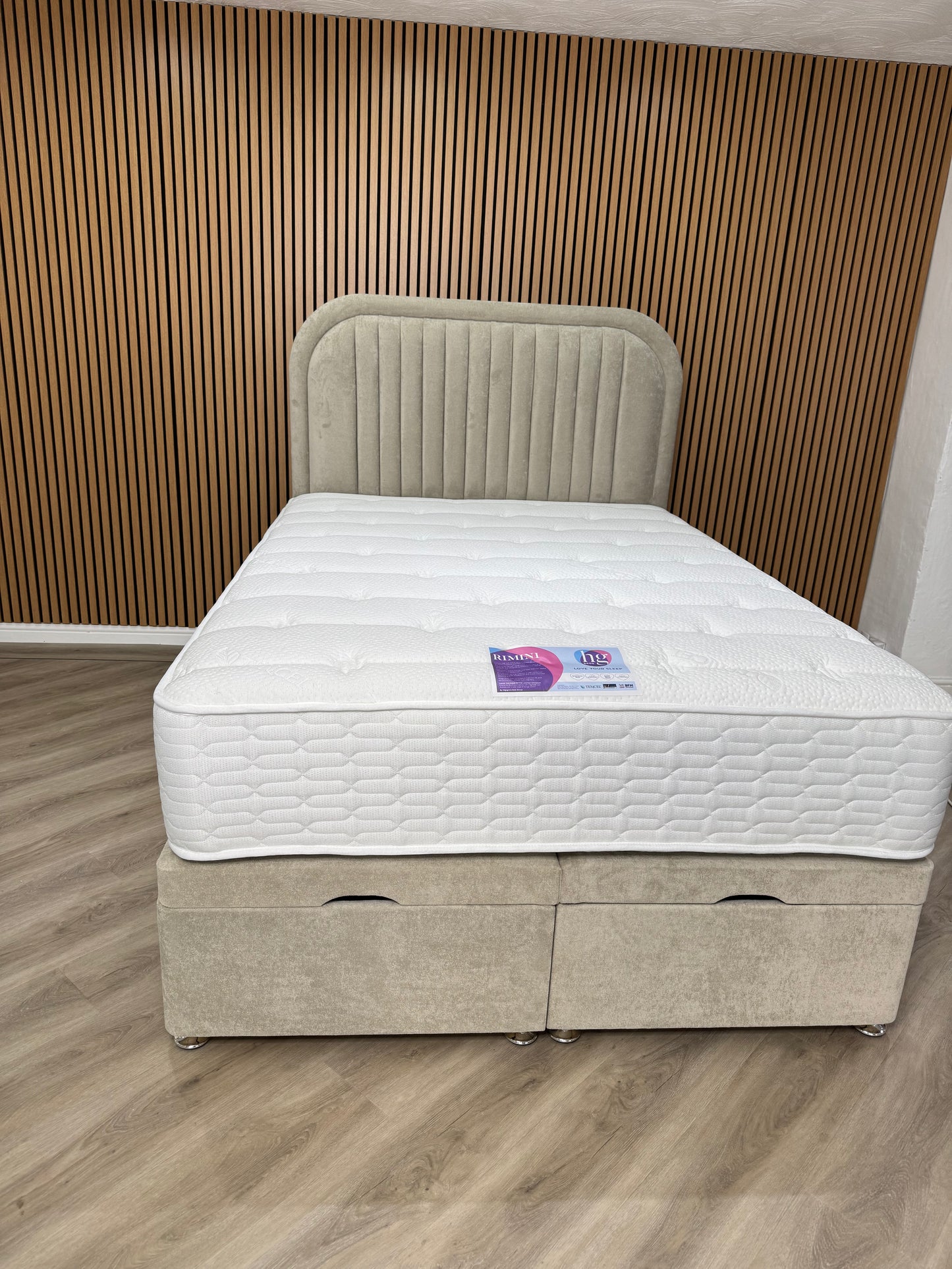 Gemini Bed