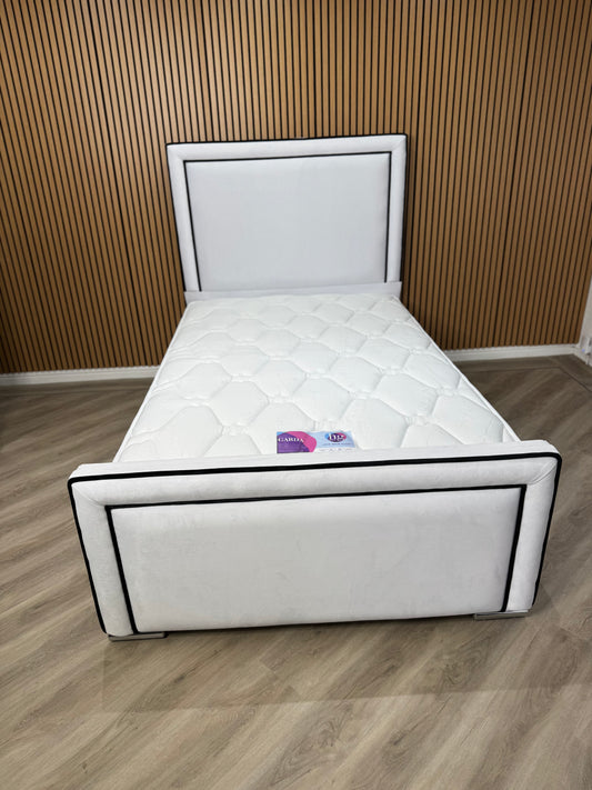 Melody Bed