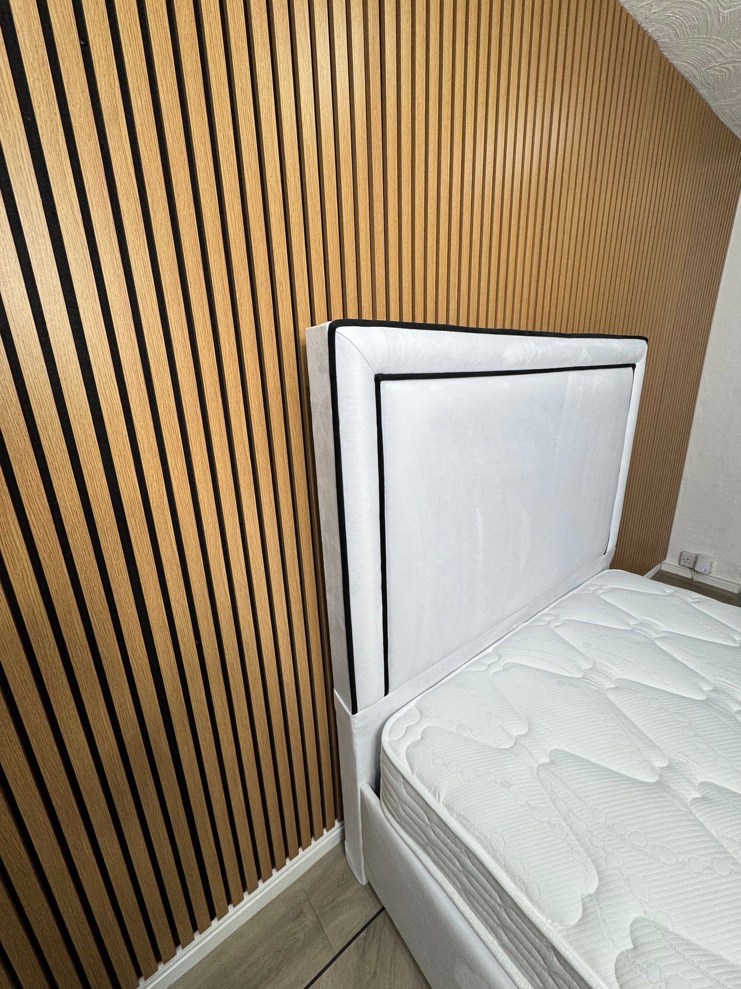 Melody Bed
