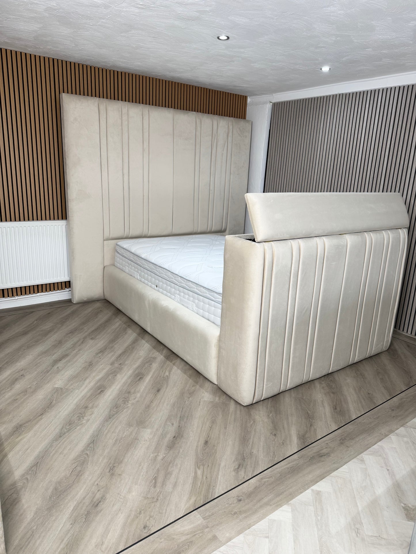 Paige TV Bed