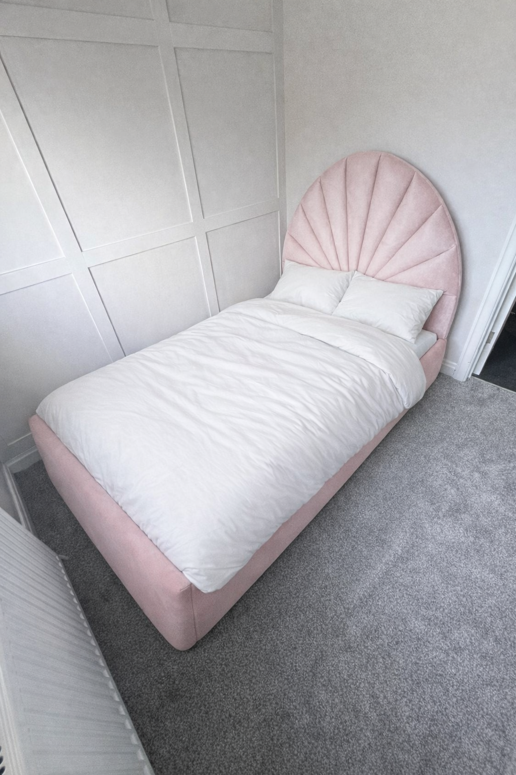 Molly Sunrise Bed
